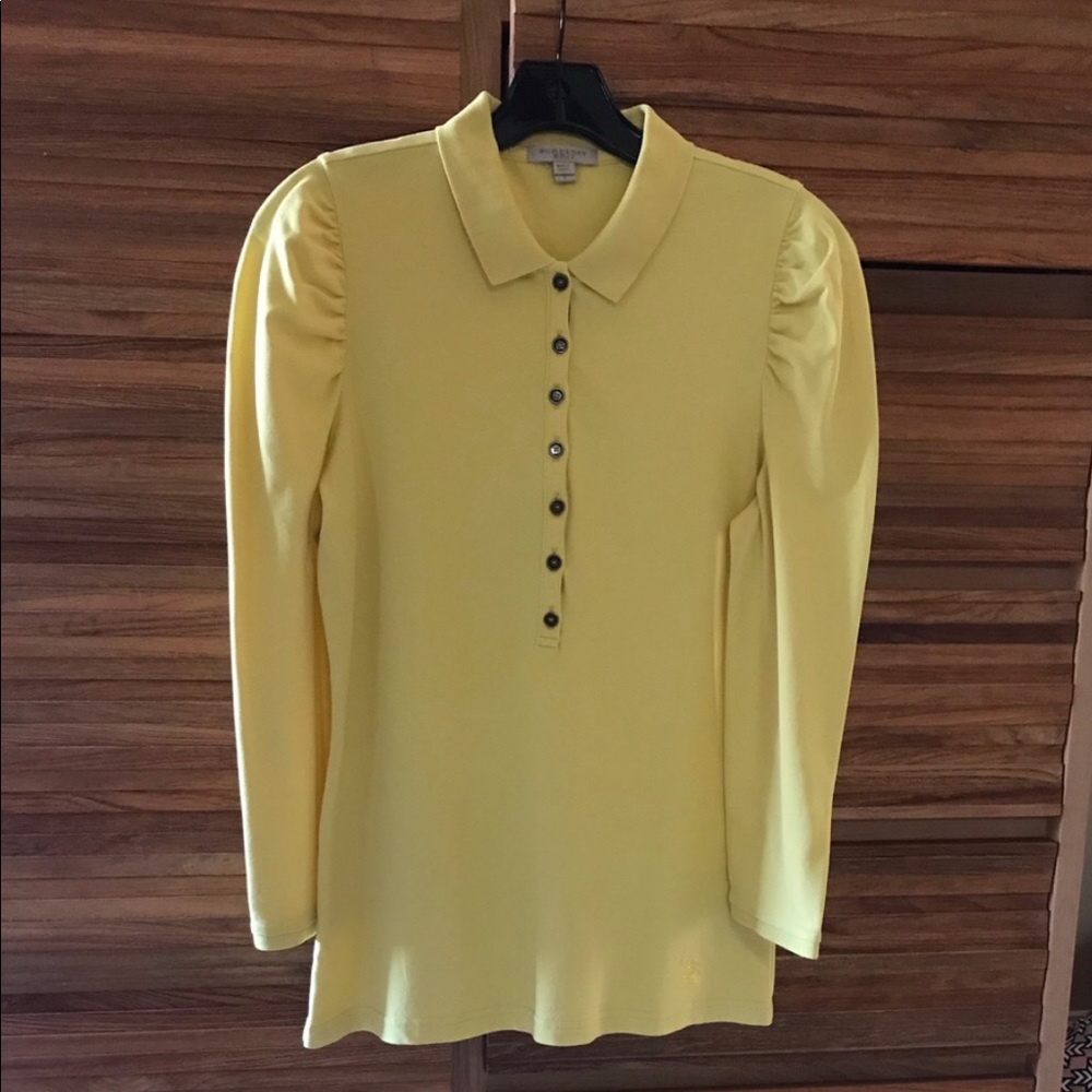 Burberry NWOT cotton pique polo shirt.